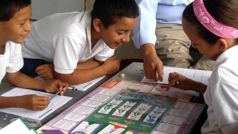 Inclusión financiera para jóvenes en 3 pasos